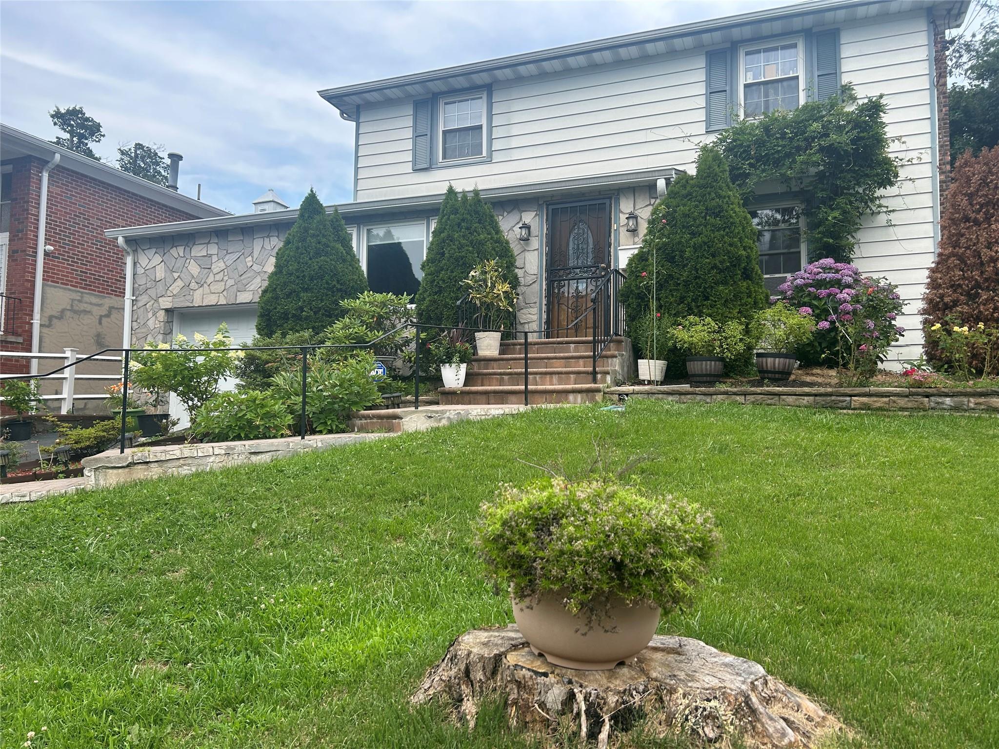 Property Photo:  56 Helena Avenue  NY 10710 