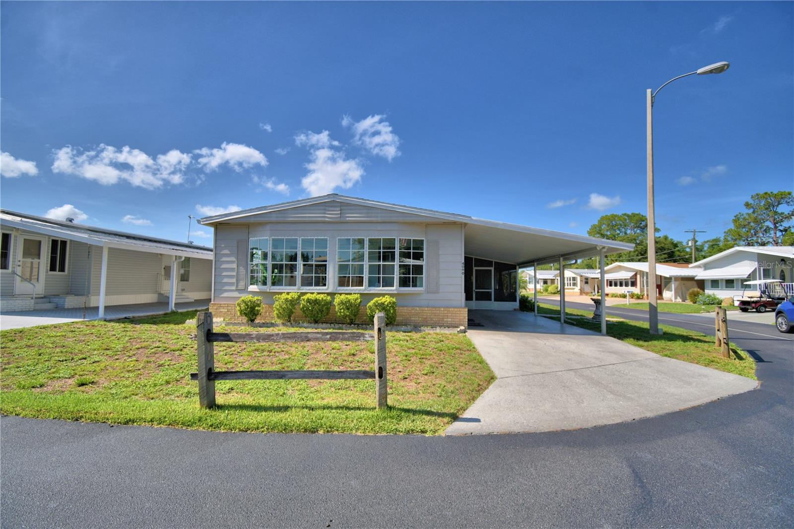 Property Photo: 4090 Rolling Oaks Drive FL 33880