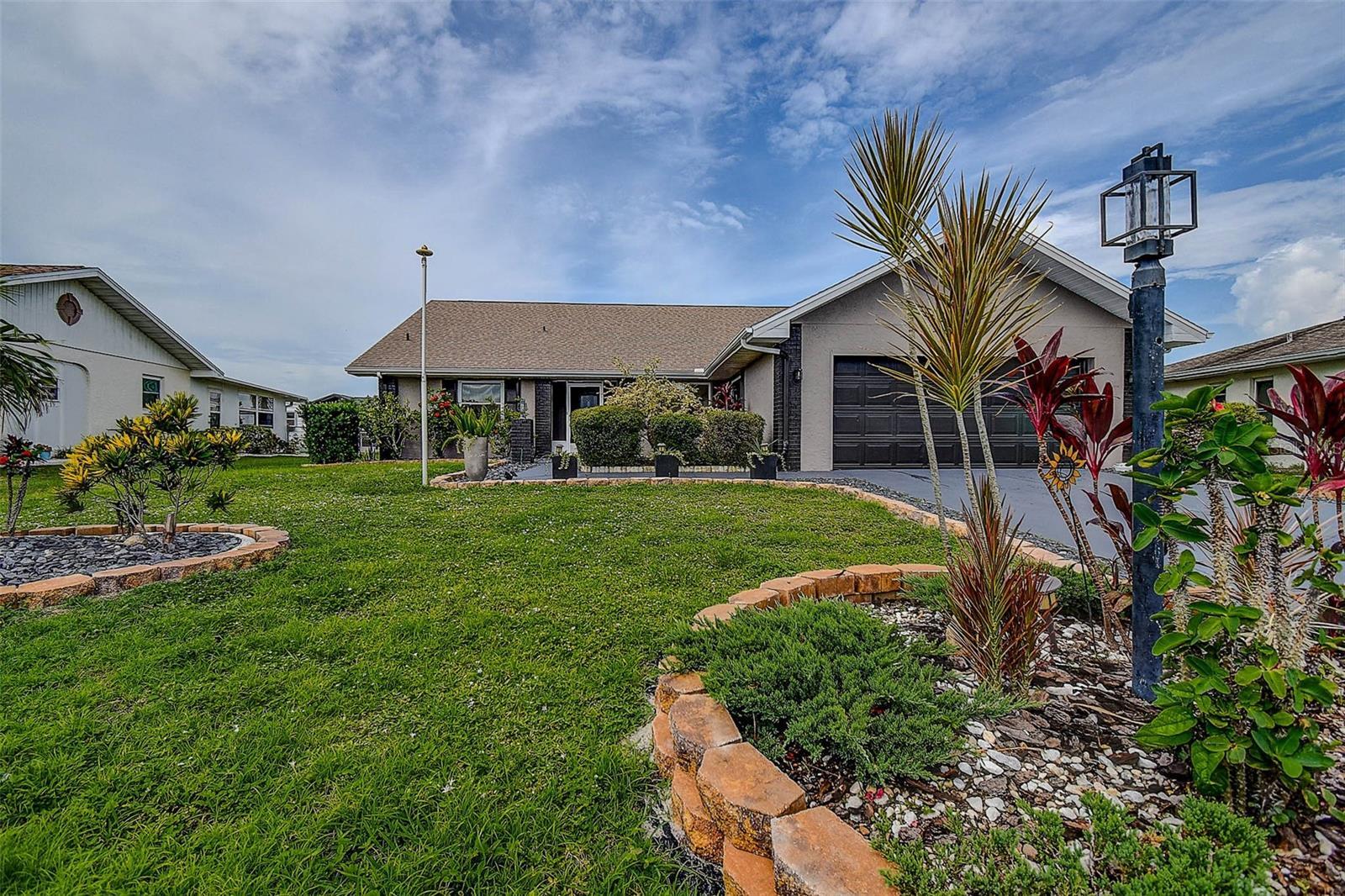 1526 Fort Duquesna Drive  Sun City Center FL 33573 photo