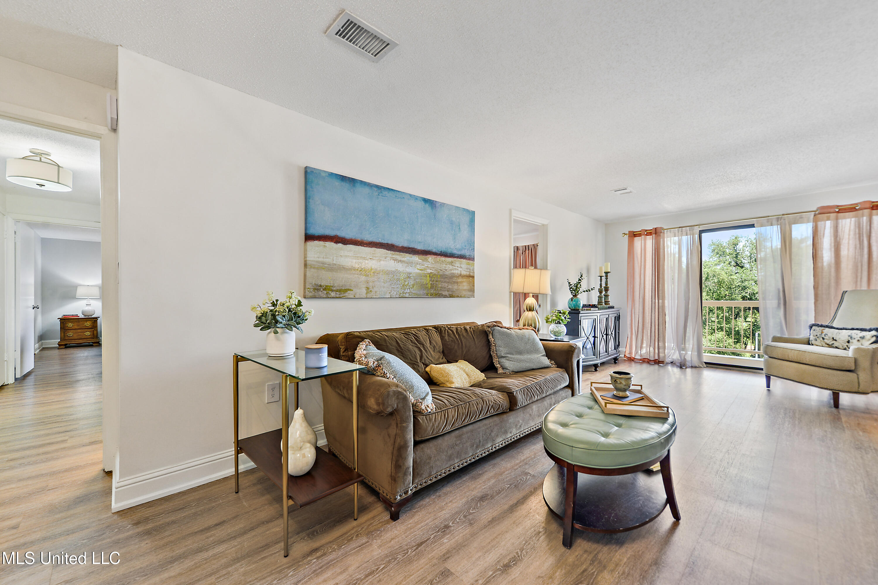 Property Photo: 1130 Beach Boulevard MS 39530