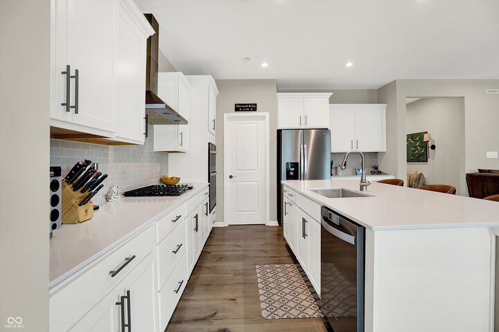 Property Photo: 1319 Petit Verdot Drive IN 46074