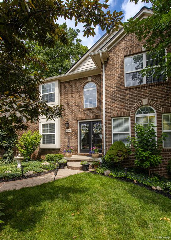 Property Photo: 4500 Red Oak Boulevard MI 48329 4721