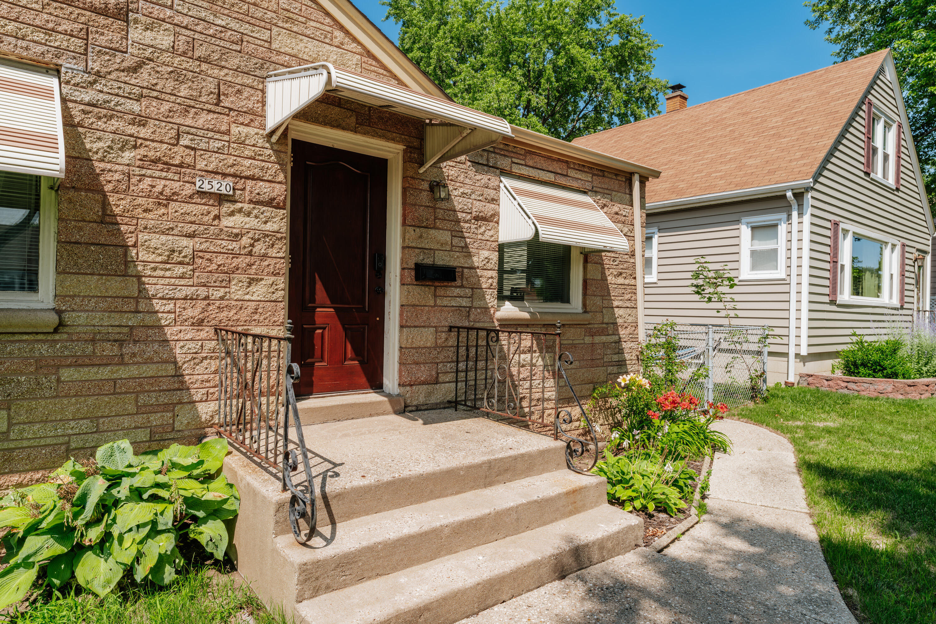 Property Photo:  2520 W Morgan Ave  WI 53221 