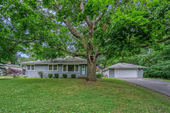 1702 Harvey Avenue  Kalamazoo MI 49006 photo