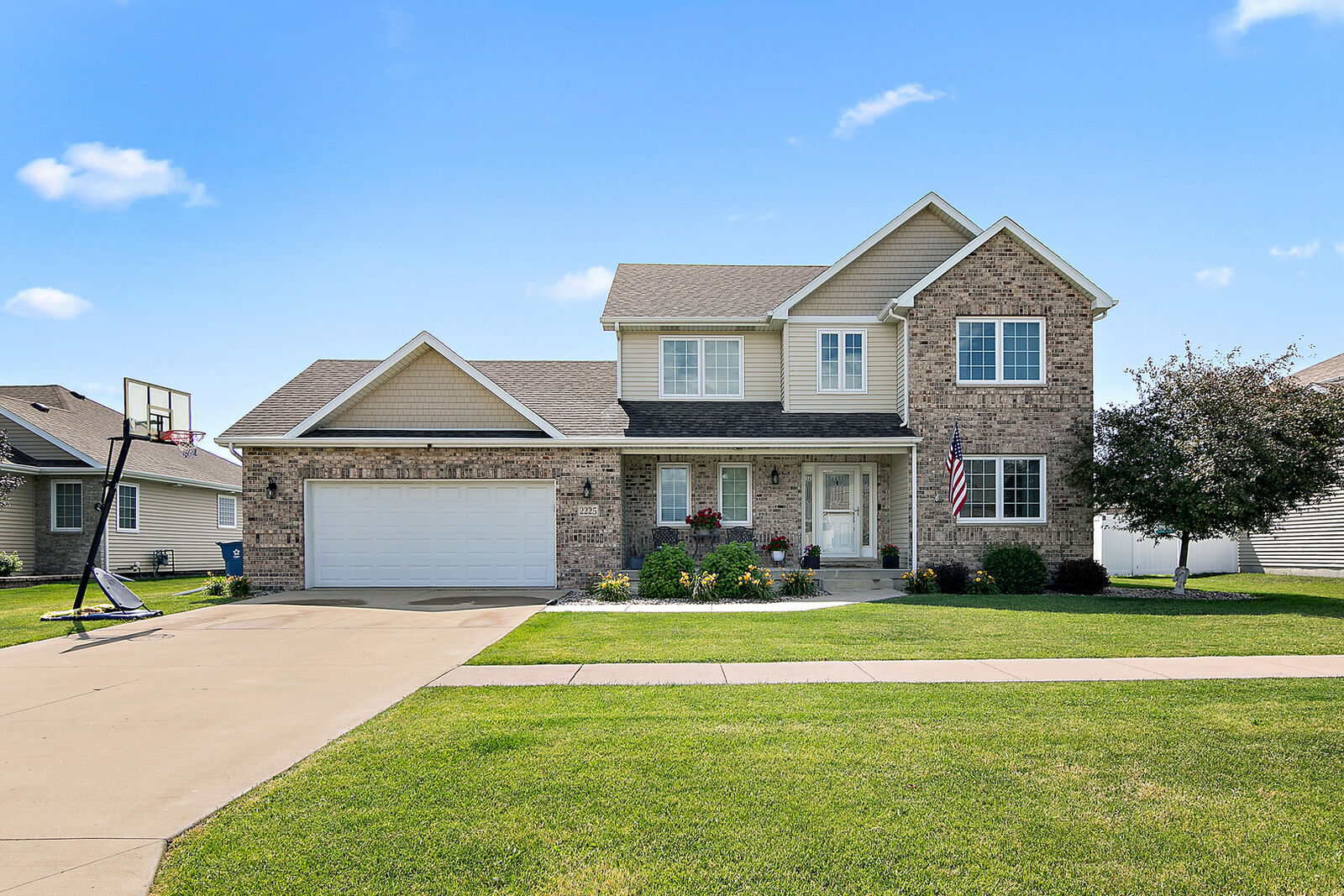 Property Photo: 2225 Prairie Chase Drive IL 60914