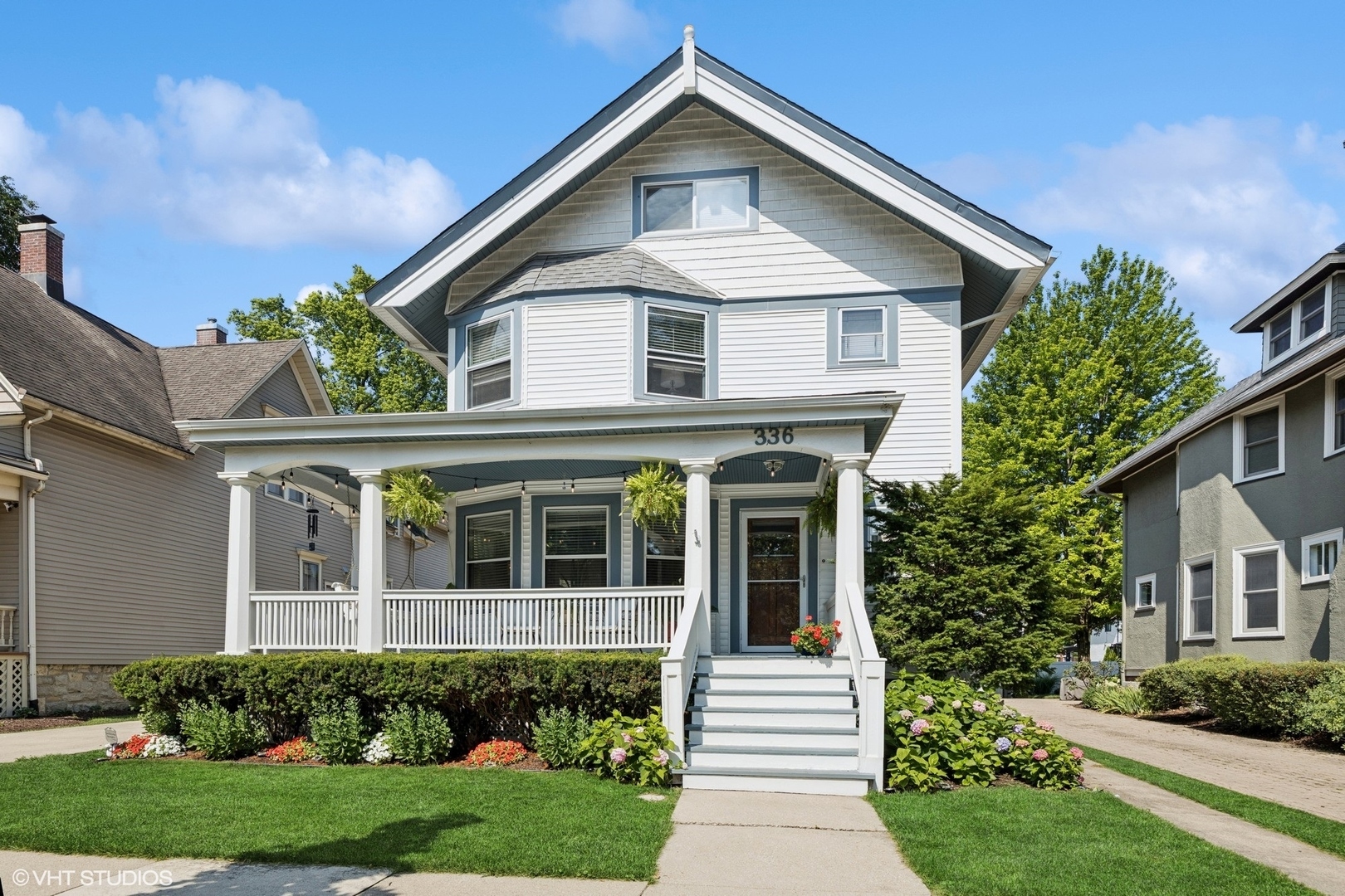 Property Photo: 336 S Madison Avenue IL 60525