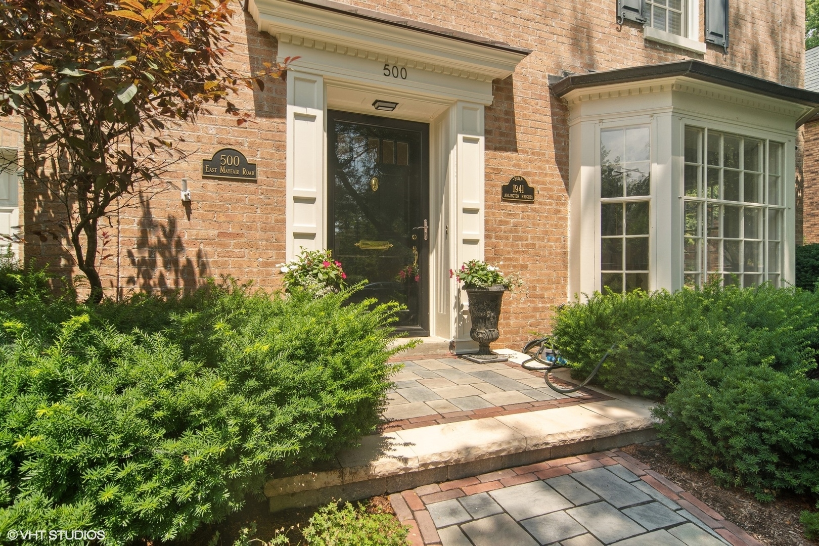 Property Photo: 500 E Mayfair Road IL 60005