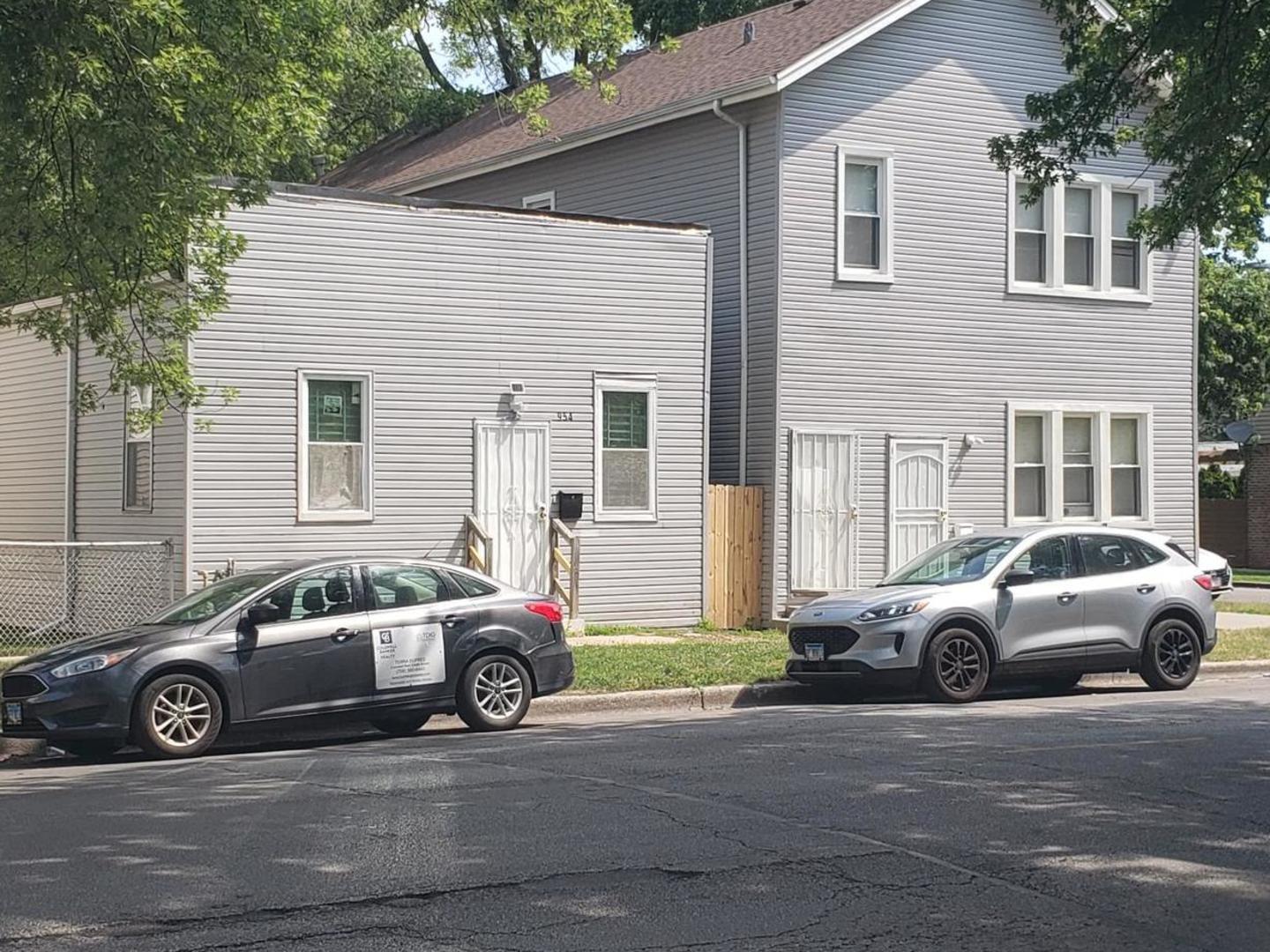 Property Photo: 954 E 76th Street IL 60619