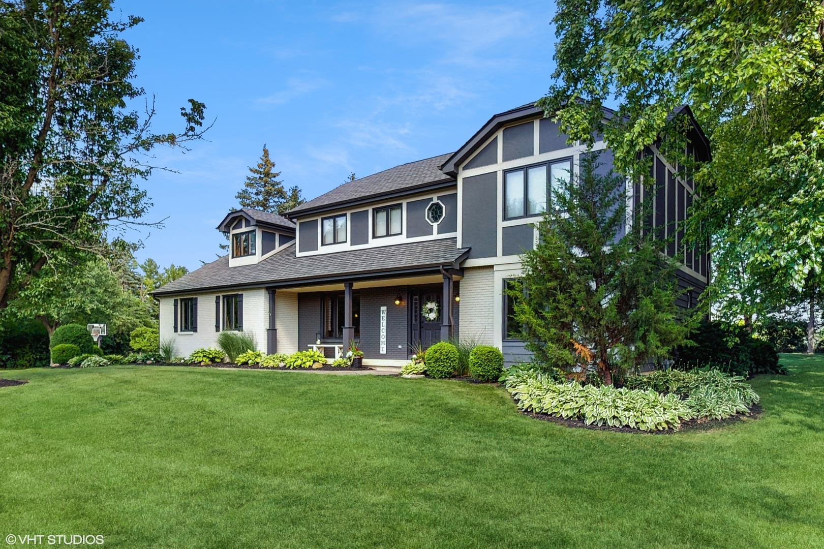 Property Photo:  5N579 Leola Lane  IL 60175 