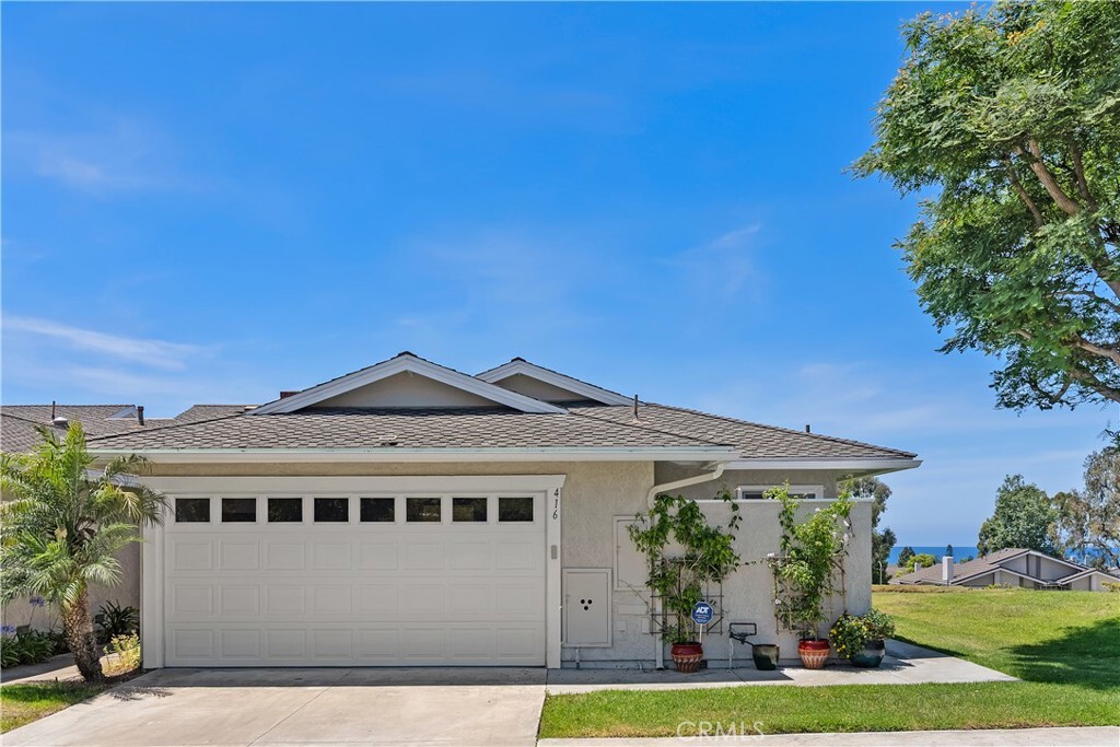 Property Photo: 416 Via Pichon CA 92672