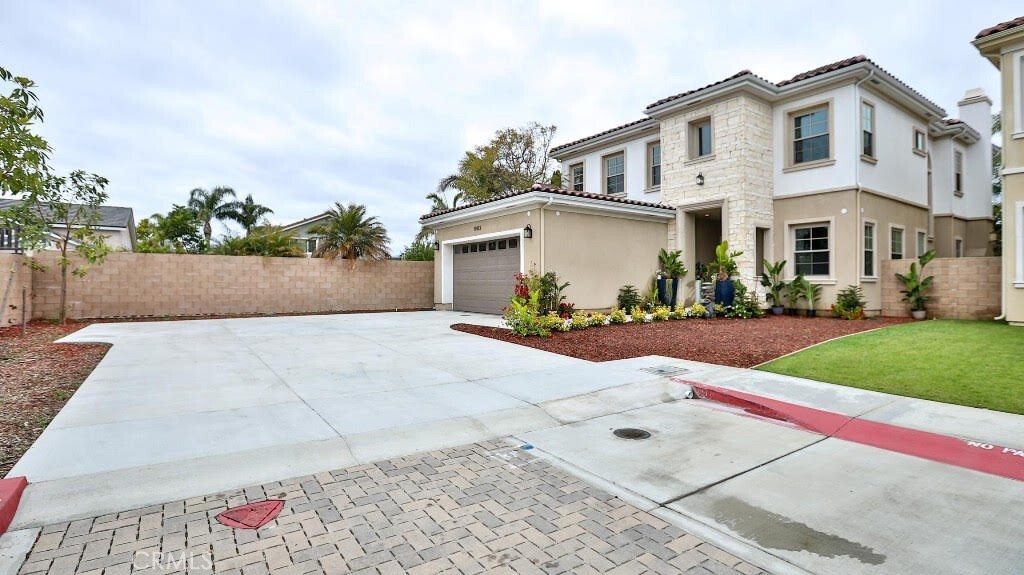 Property Photo: 17413 Siena Lane CA 92708