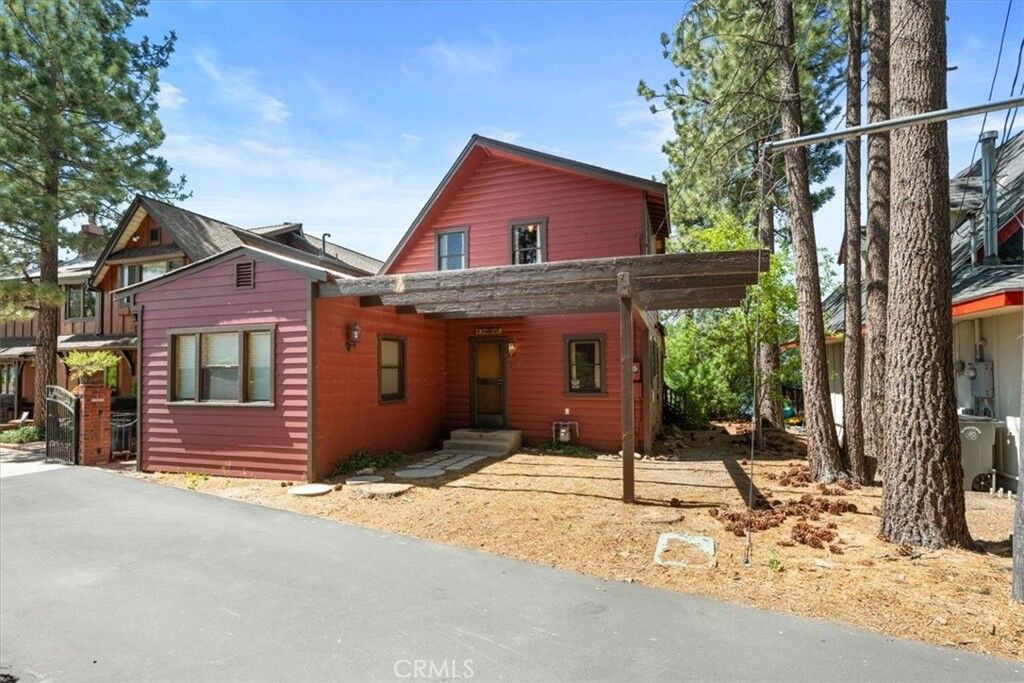 Property Photo:  115 Lagunita Lane  CA 92315 