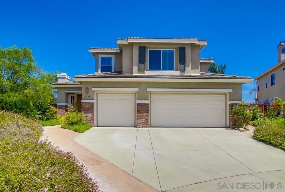 Property Photo:  1752 Russet Leaf Court  CA 92019