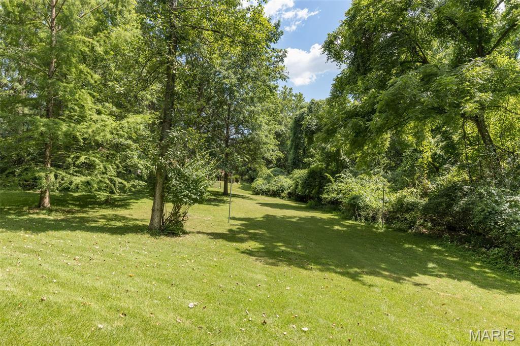 Property Photo: 5028 Baldcypress Court MO 63128
