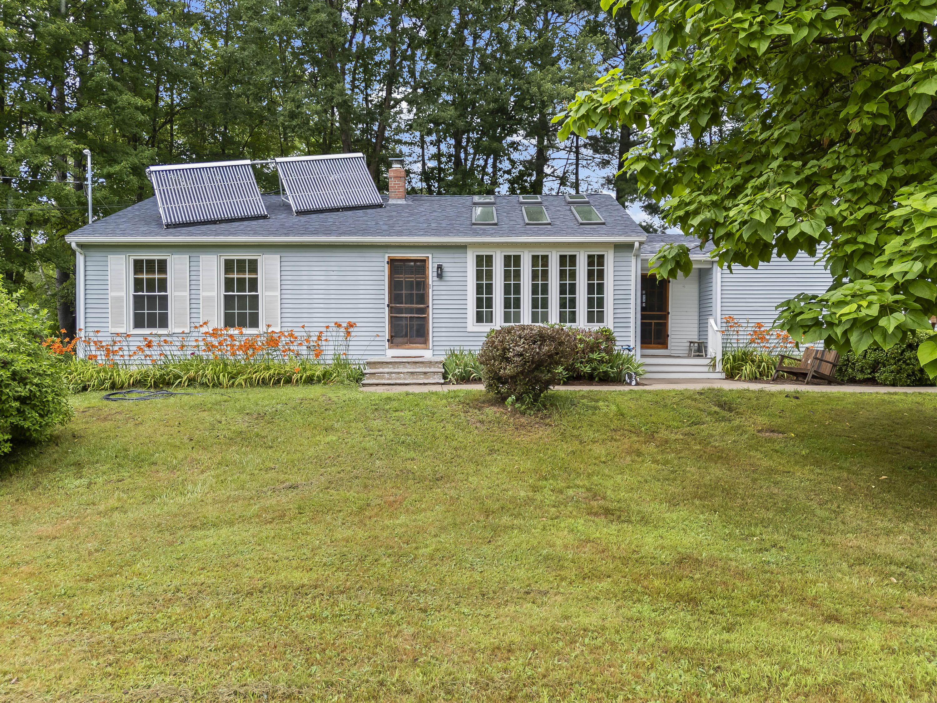 Property Photo:  1 Springtree Lane  ME 03908 