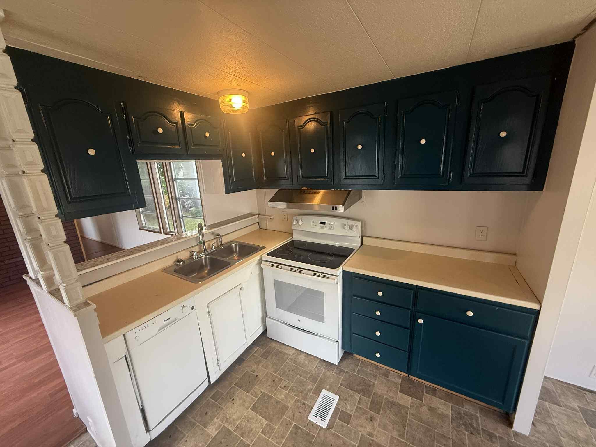 Property Photo: 715 College Avenue 49 ME 04468
