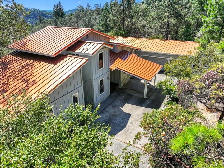 Property Photo: 17415 Aileen Way CA 95949