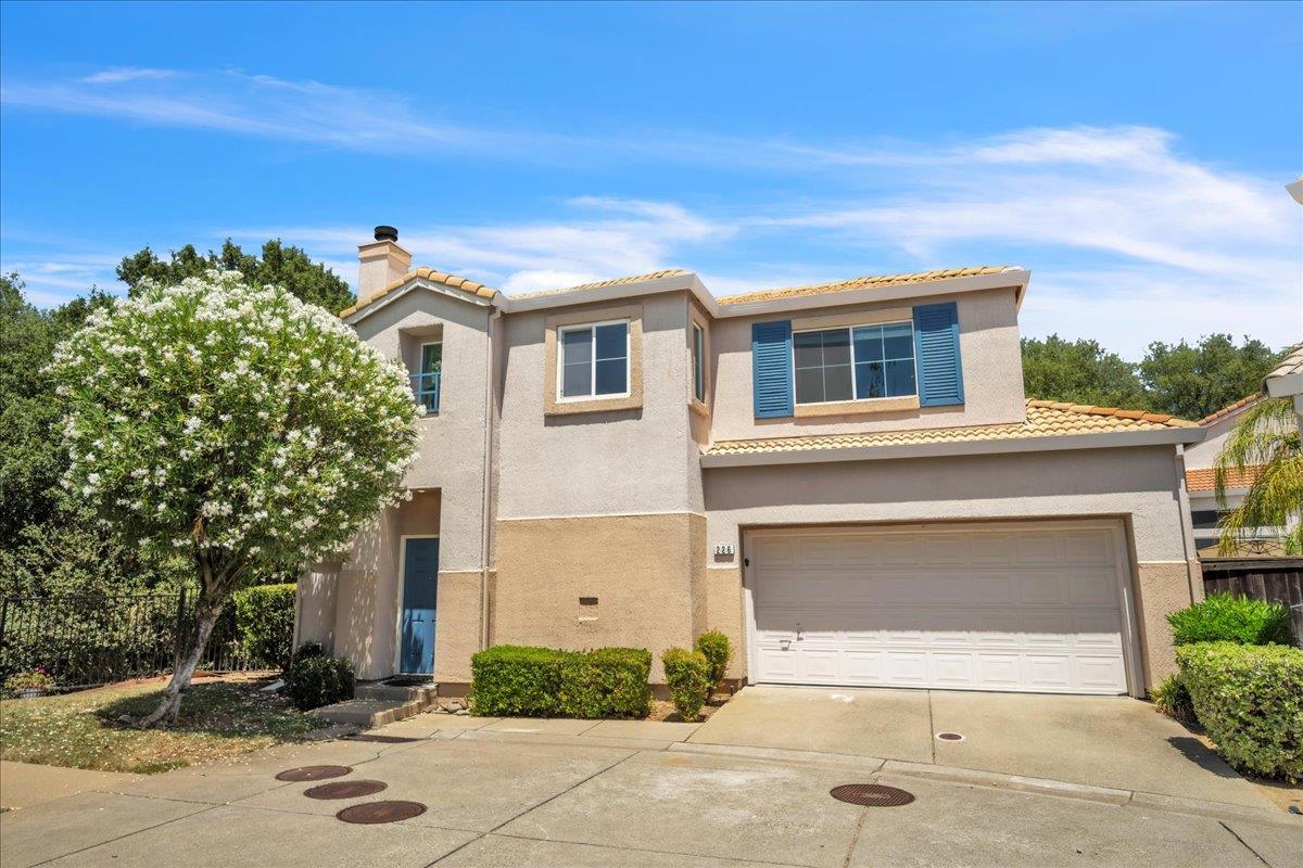 226 Pacific Oak Court  Folsom CA 95630 photo