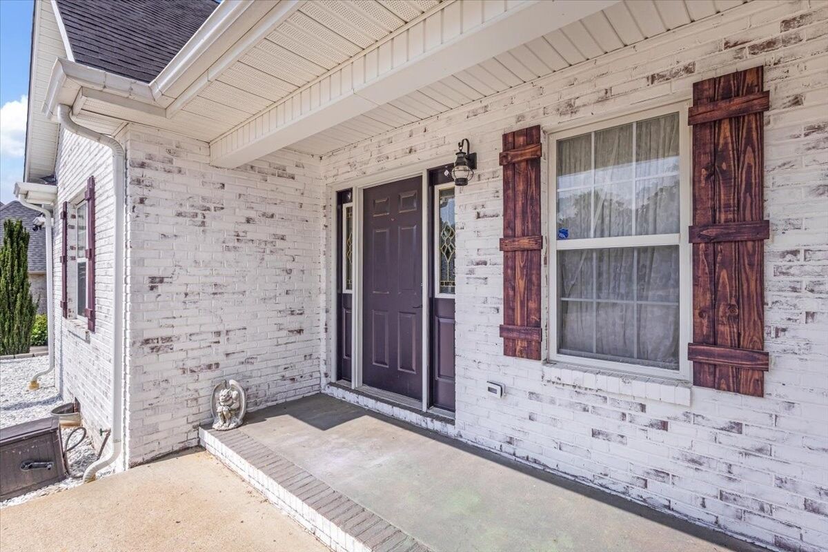 Property Photo: 161 Cumberland Oaks Dr TN 37388