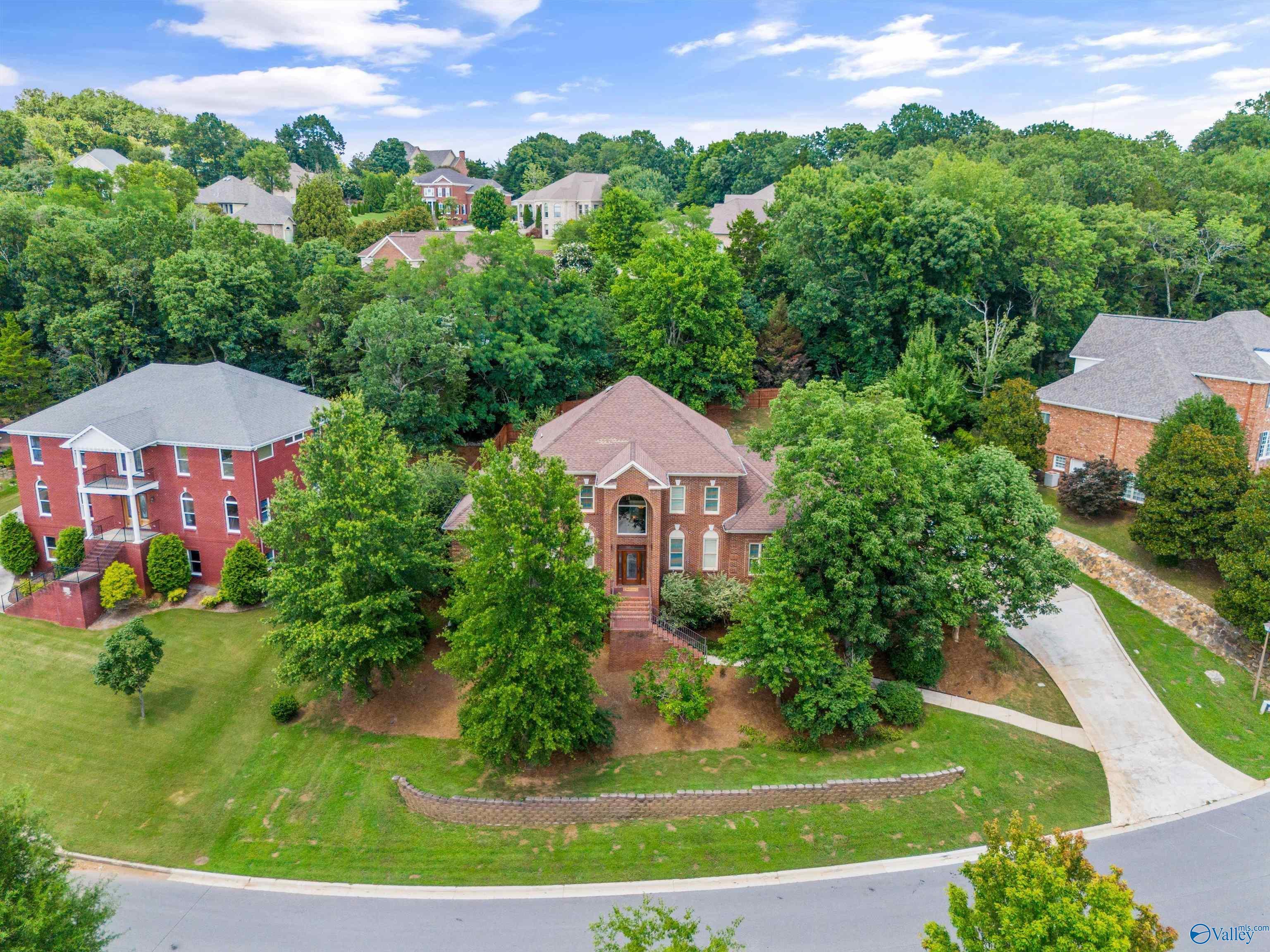 Property Photo:  2115 Springhouse Road SE  AL 35802 