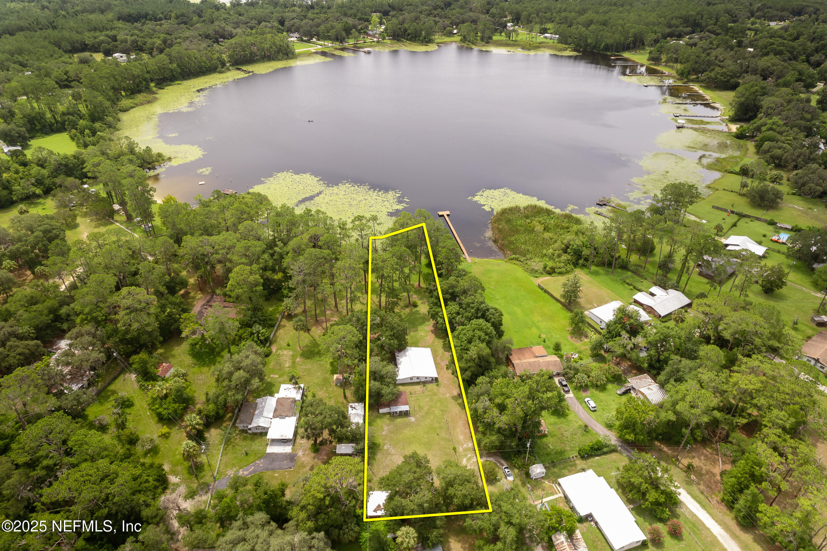 Property Photo: 126 Echo Lane FL 32177