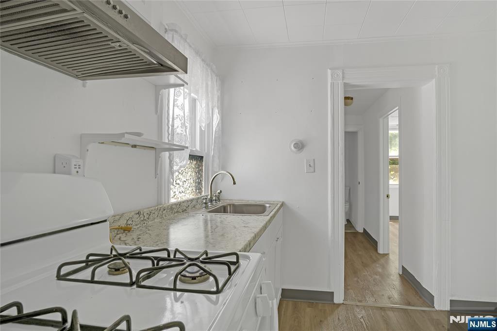Property Photo:  28 Grant Avenue  NJ 07029 