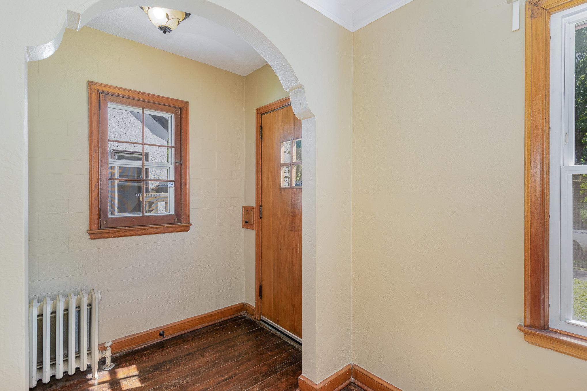 Property Photo: 4340 Oakland Avenue MN 55407