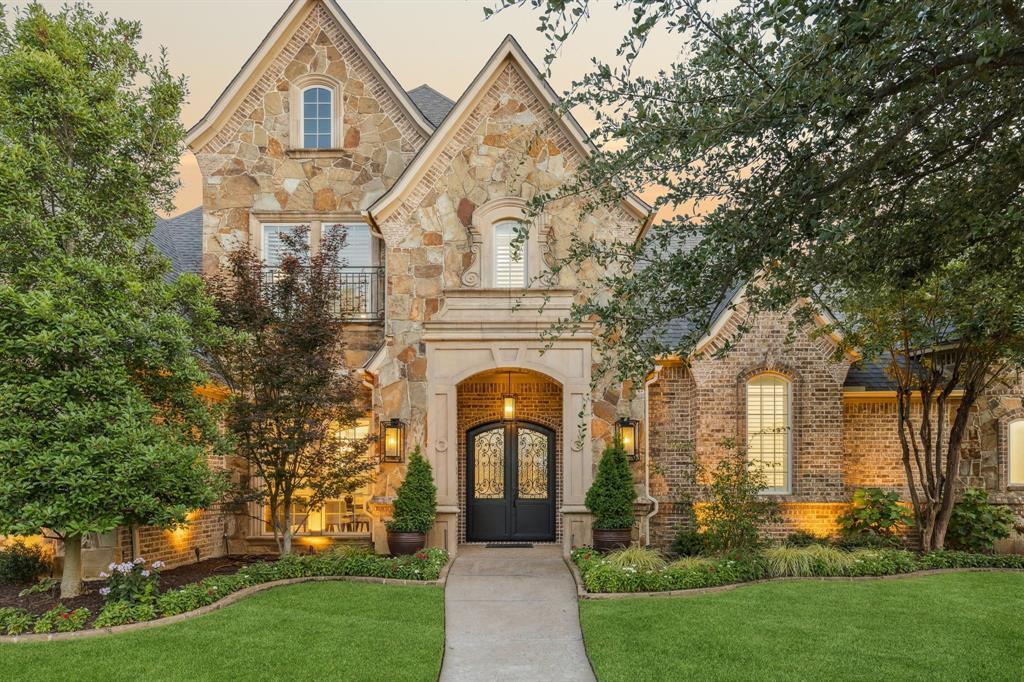 Property Photo:  601 Montreux Avenue  TX 76034 