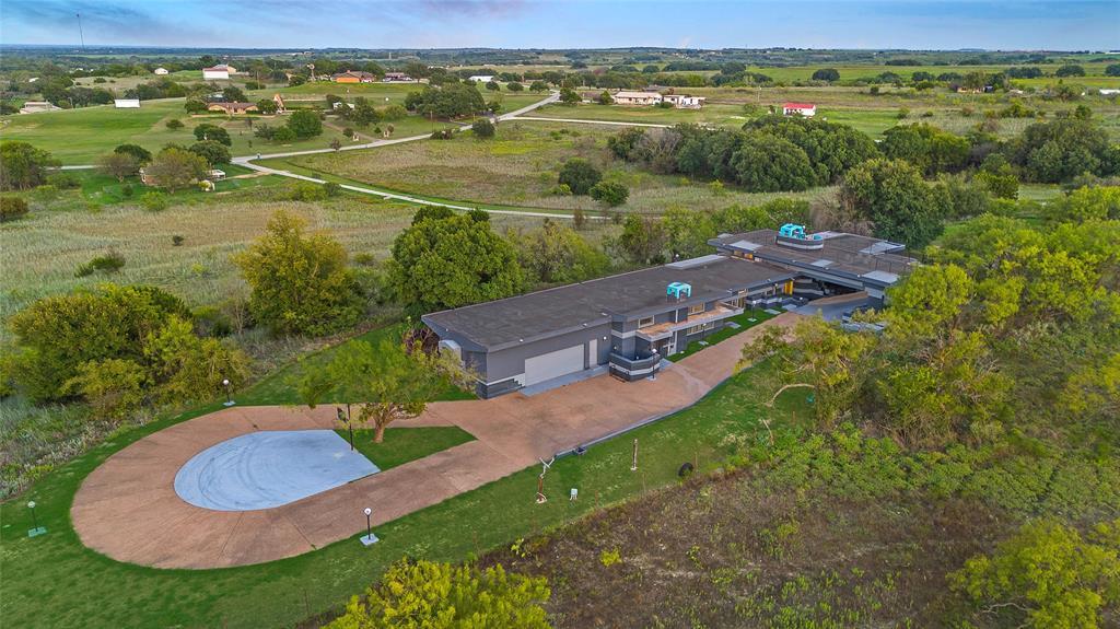 409 Indian Creek Drive  Comanche TX 76442 photo