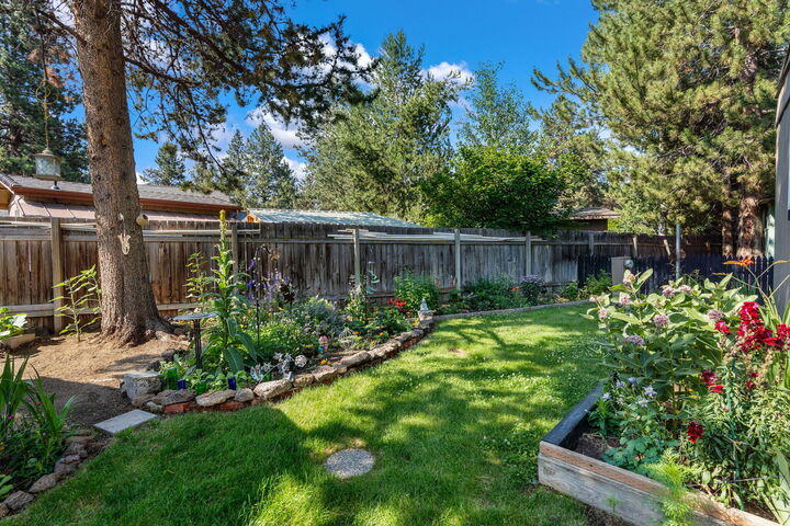 Property Photo:  61445 SE 27th Street 55  OR 97702 