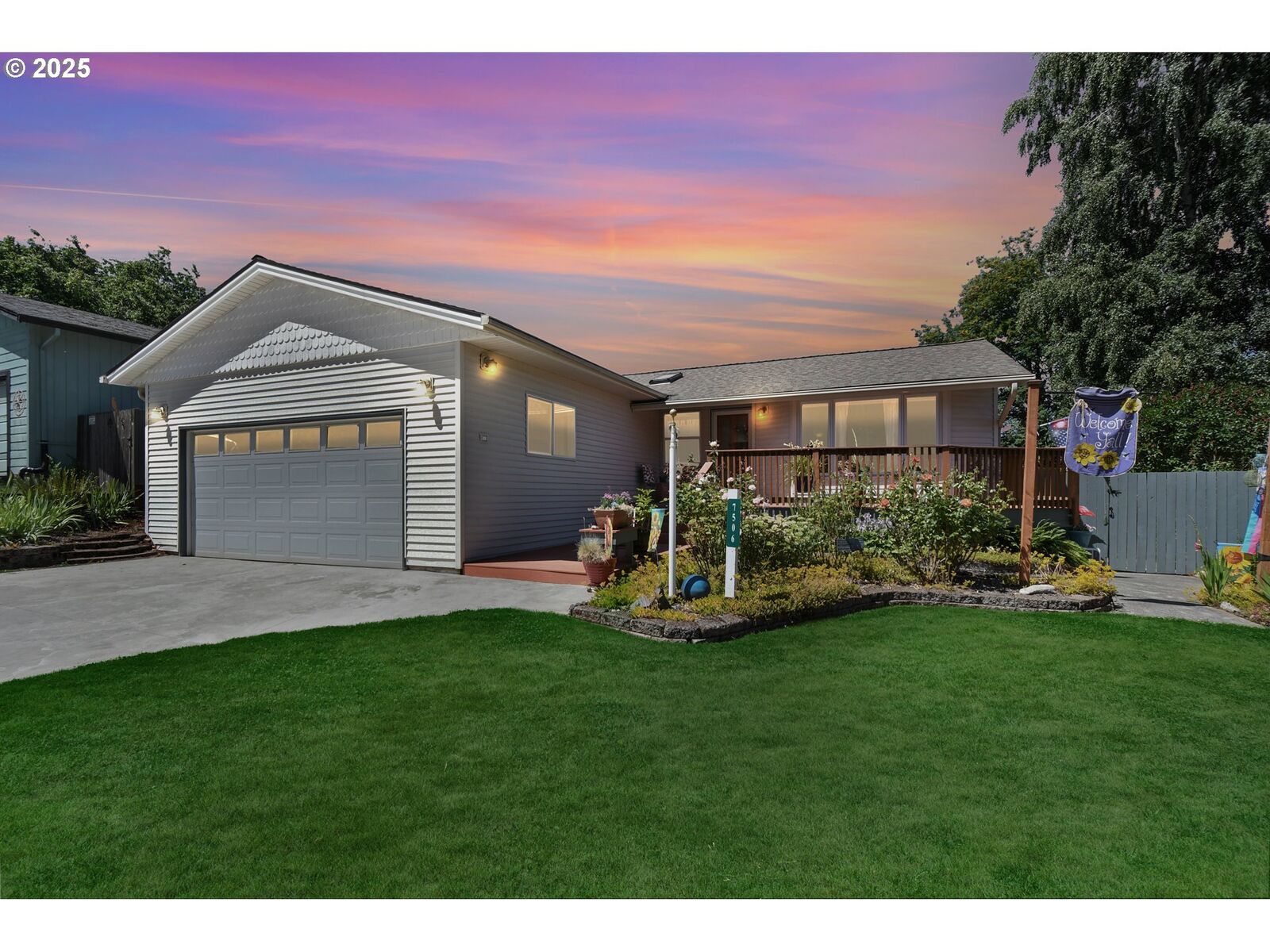 Property Photo: 7506 NW 13th Ave WA 98665