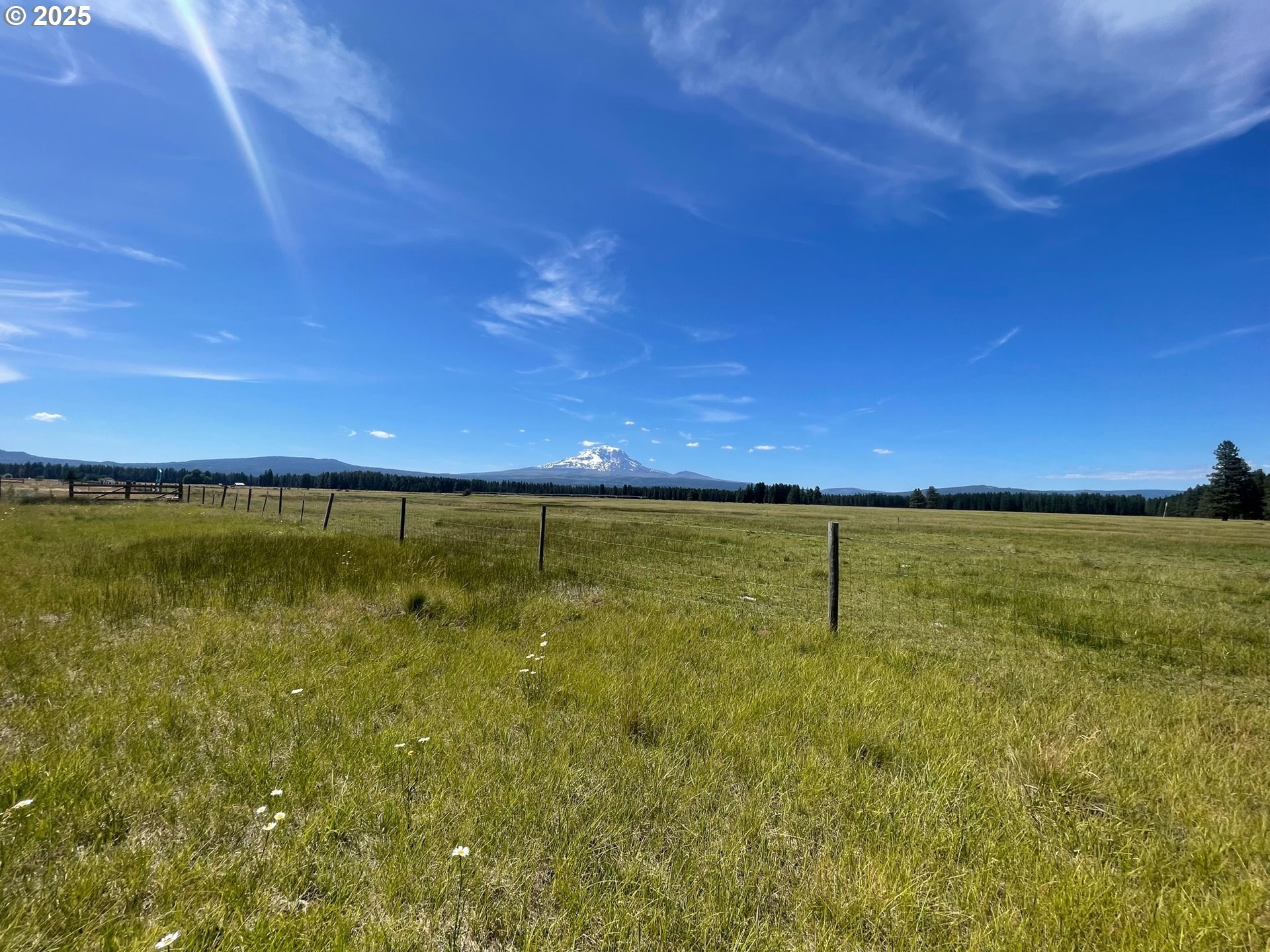 Property Photo: 30 E Adams View Dr WA 98619