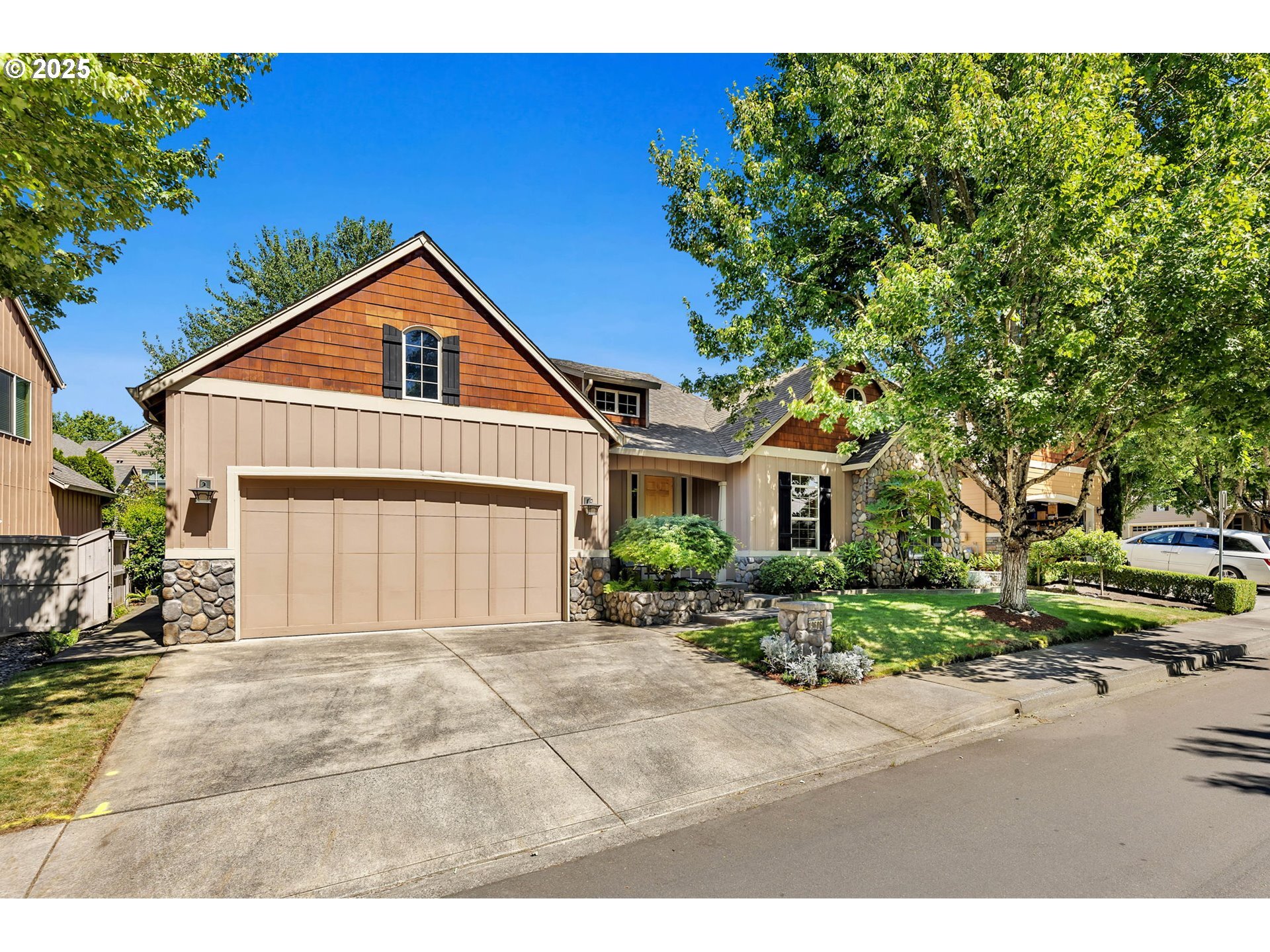 Property Photo: 19606 SE 26th Way WA 98607