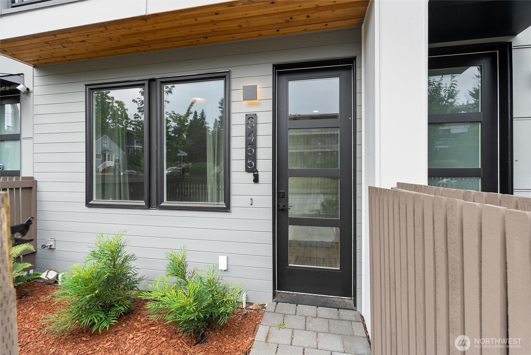 Property Photo: 8455 Delridge Way SW WA 98106