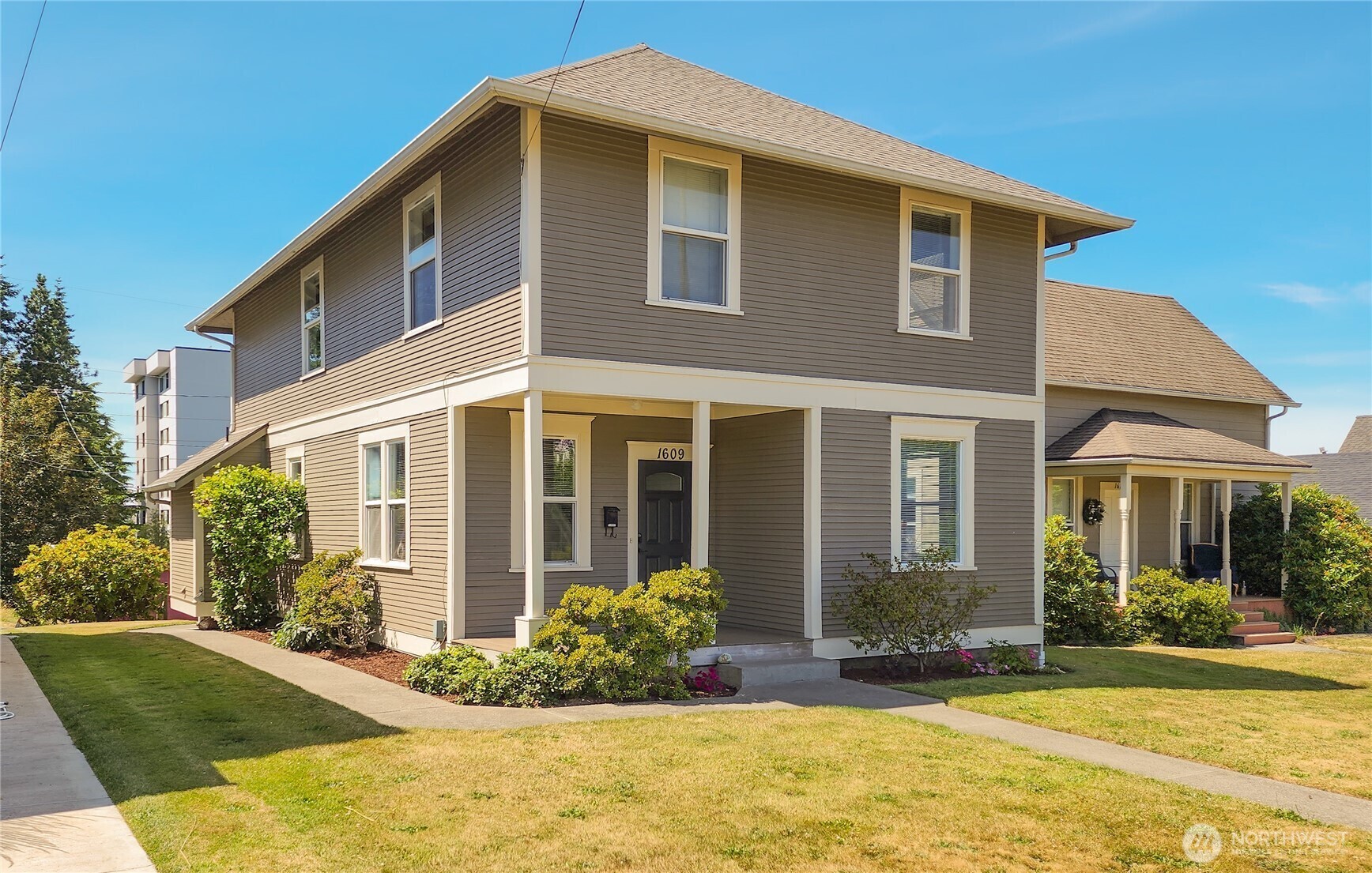 Property Photo: 1609 Humboldt Street WA 98225