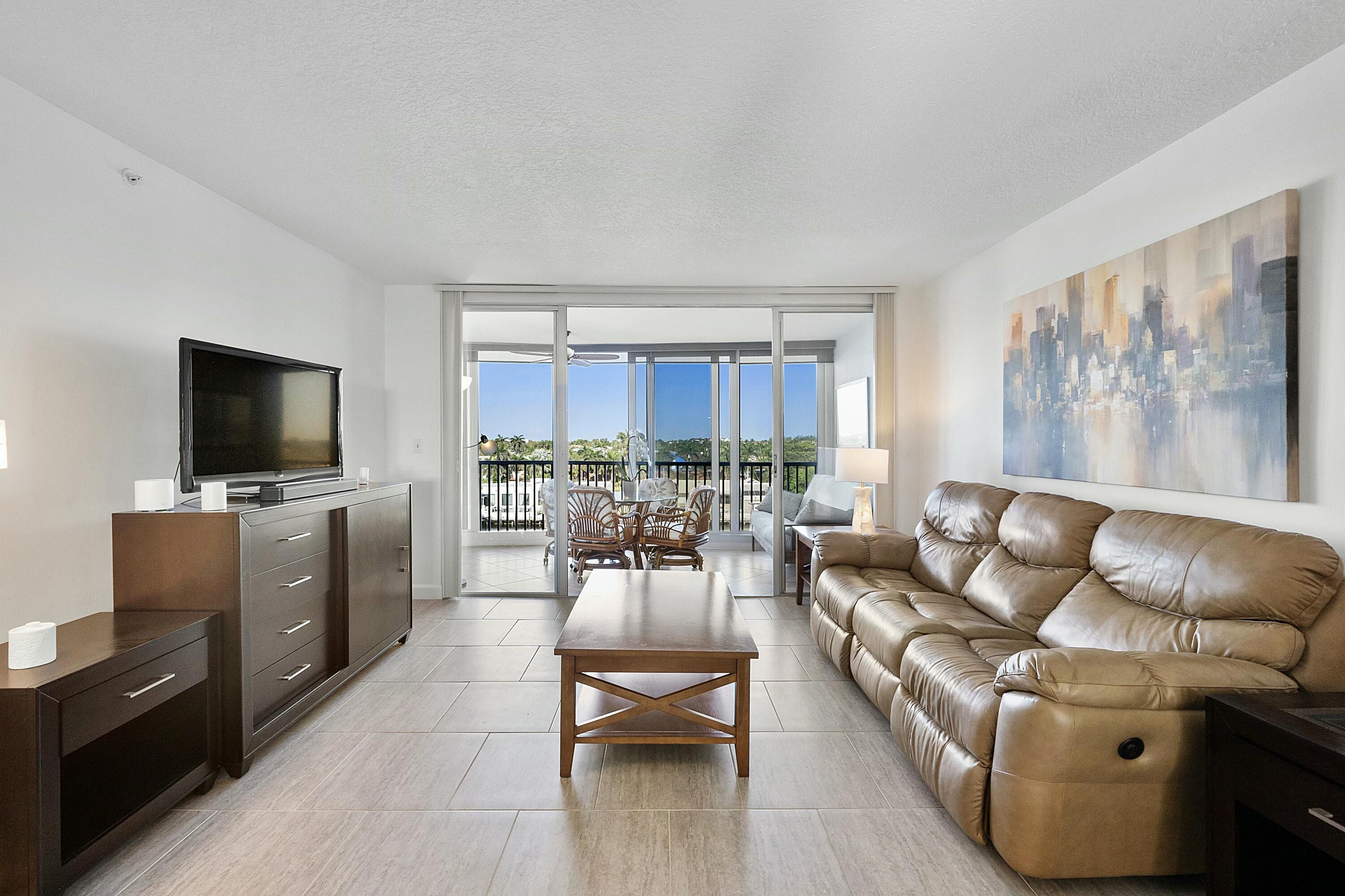 Property Photo:  3310 S Ocean Boulevard 631-D  FL 33487 