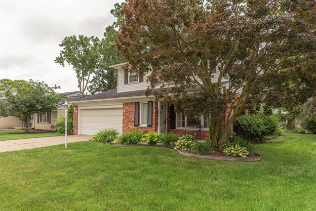 Property Photo: 36511 Sunnydale Street MI 48154