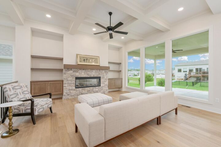 Property Photo:  345 N Jackson Heights Ct  KS 67206 