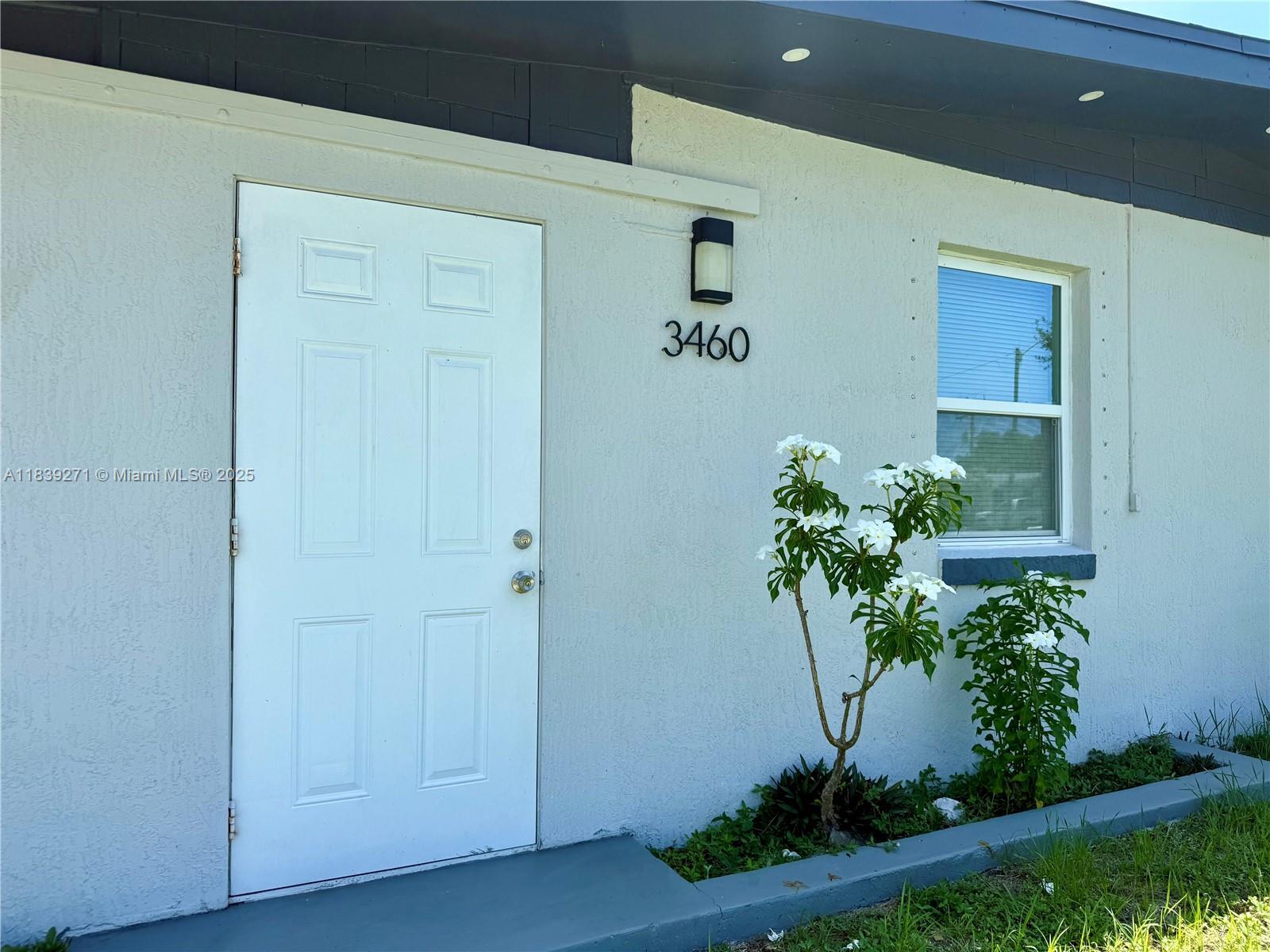 Property Photo: 3460 Normandy Dr FL 33952