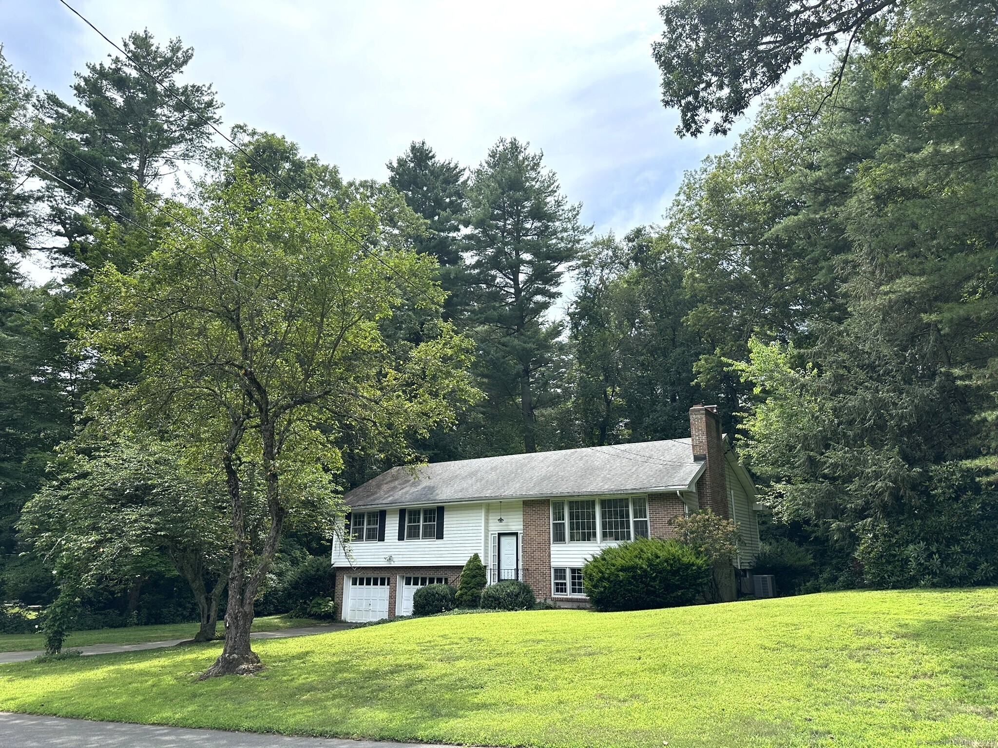 Property Photo: 51 Westridge Drive CT 06001