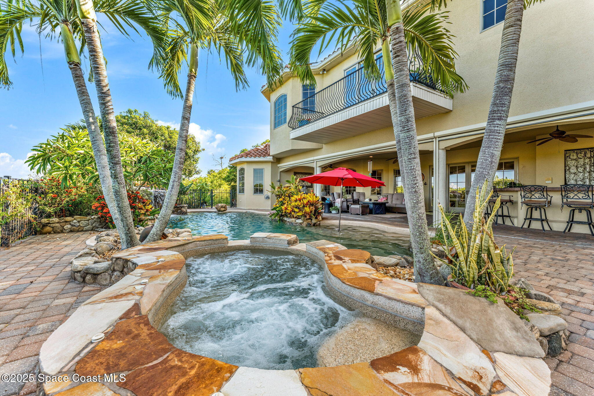 Property Photo: 3120 S Courtenay Parkway FL 32952
