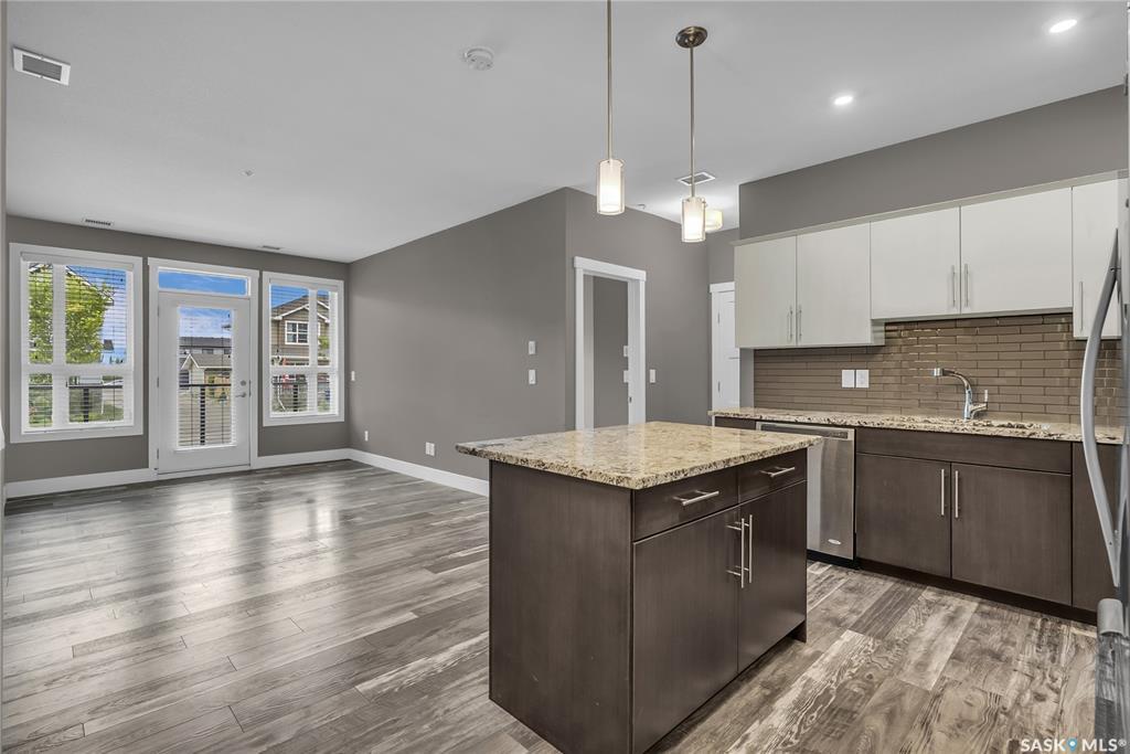 Property Photo: 415 Maningas Bend 102 SK S7W 0T6