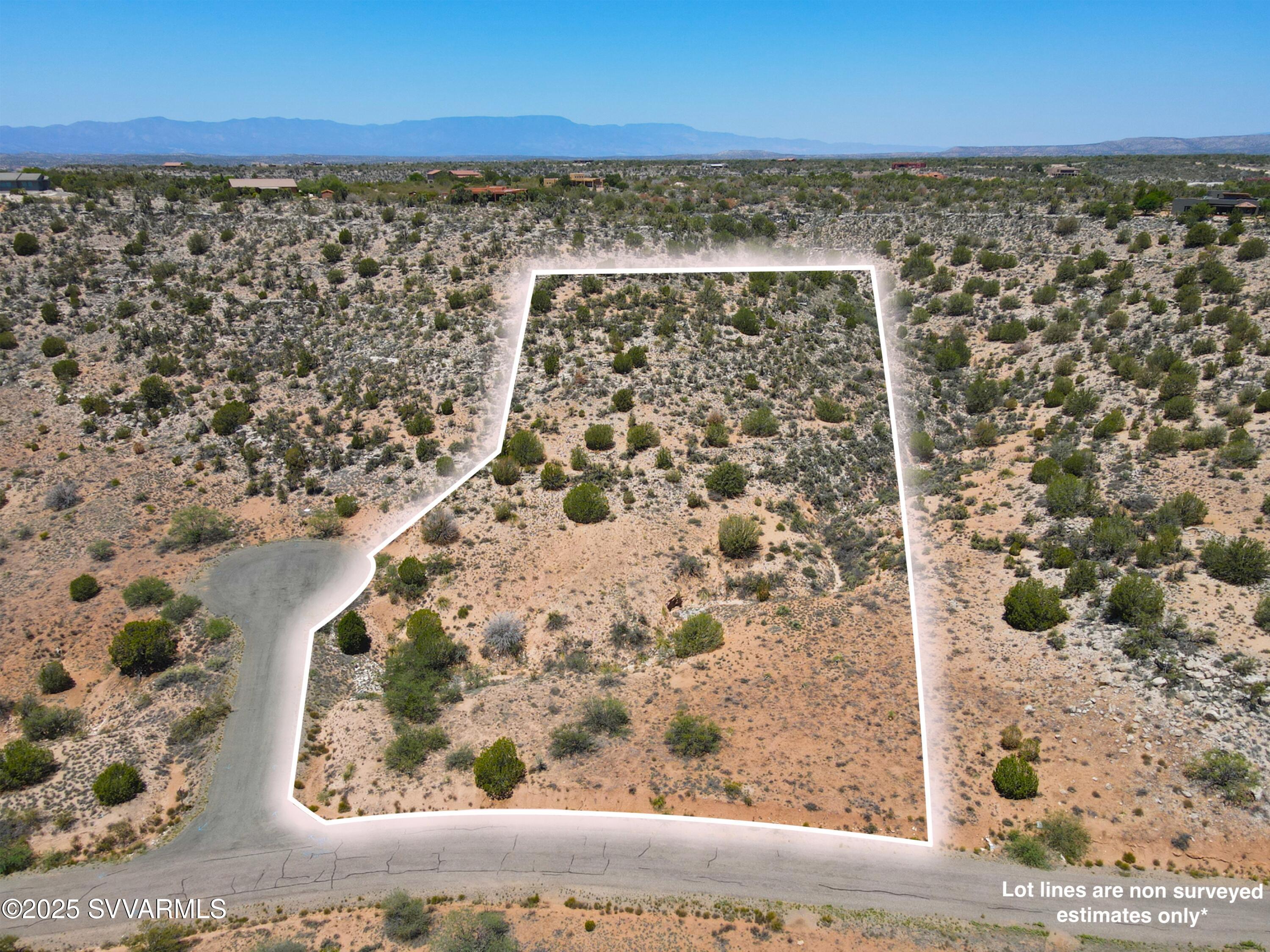 Property Photo: 4890 E Falcon View Court AZ 86335