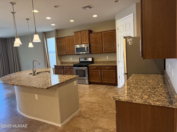 Property Photo: 13834 E Cardemore Drive AZ 85641