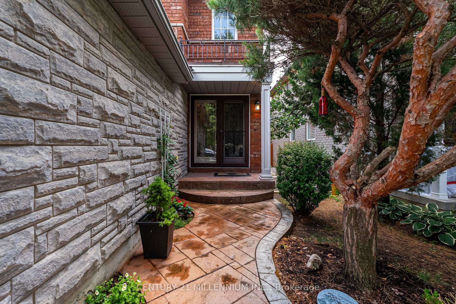 Property Photo: 3854 Foxborough Trail ON L5N 7T9