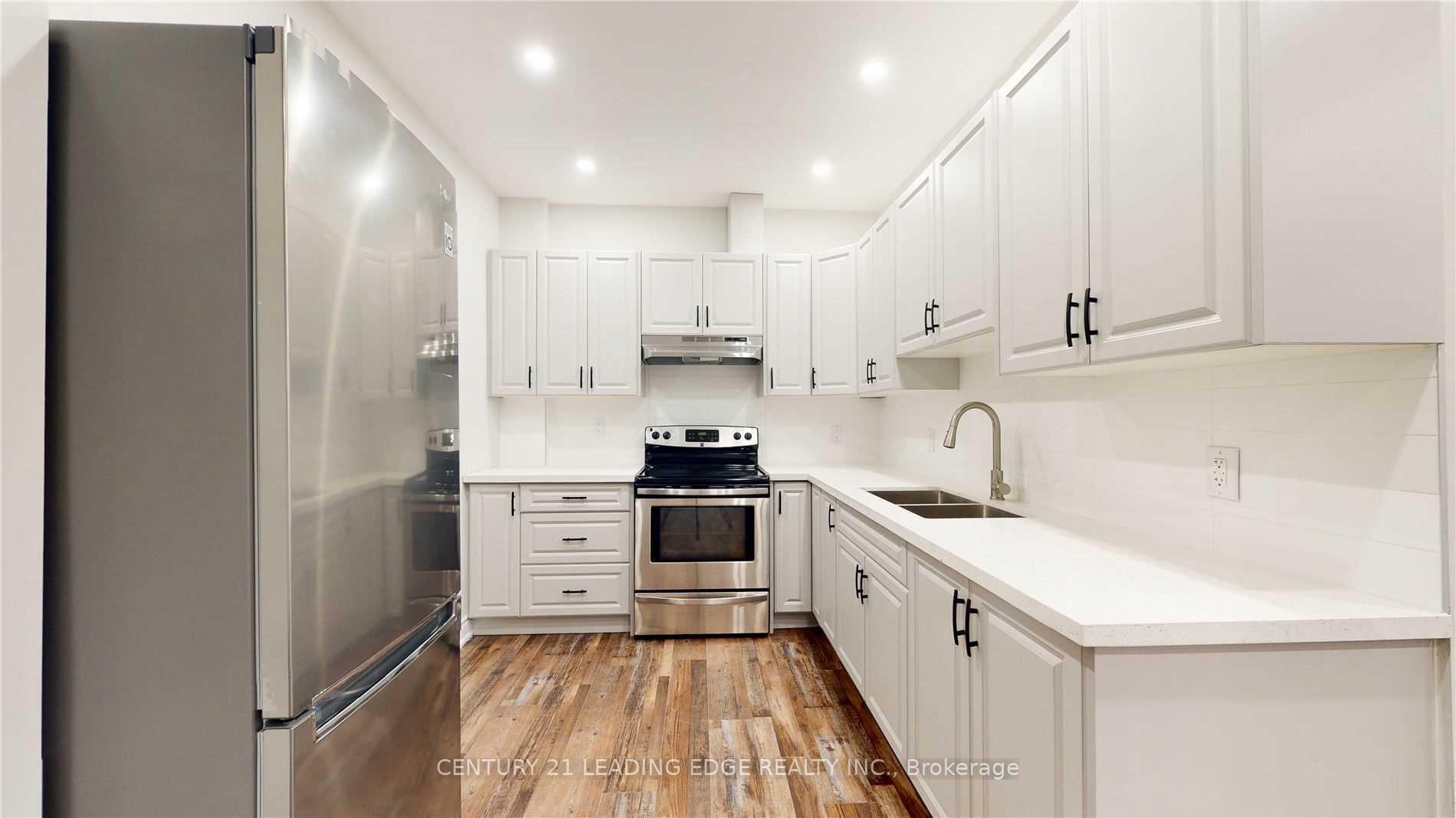 Photo de la propriété: 34 Twistleton Street ON L7C 2H1
