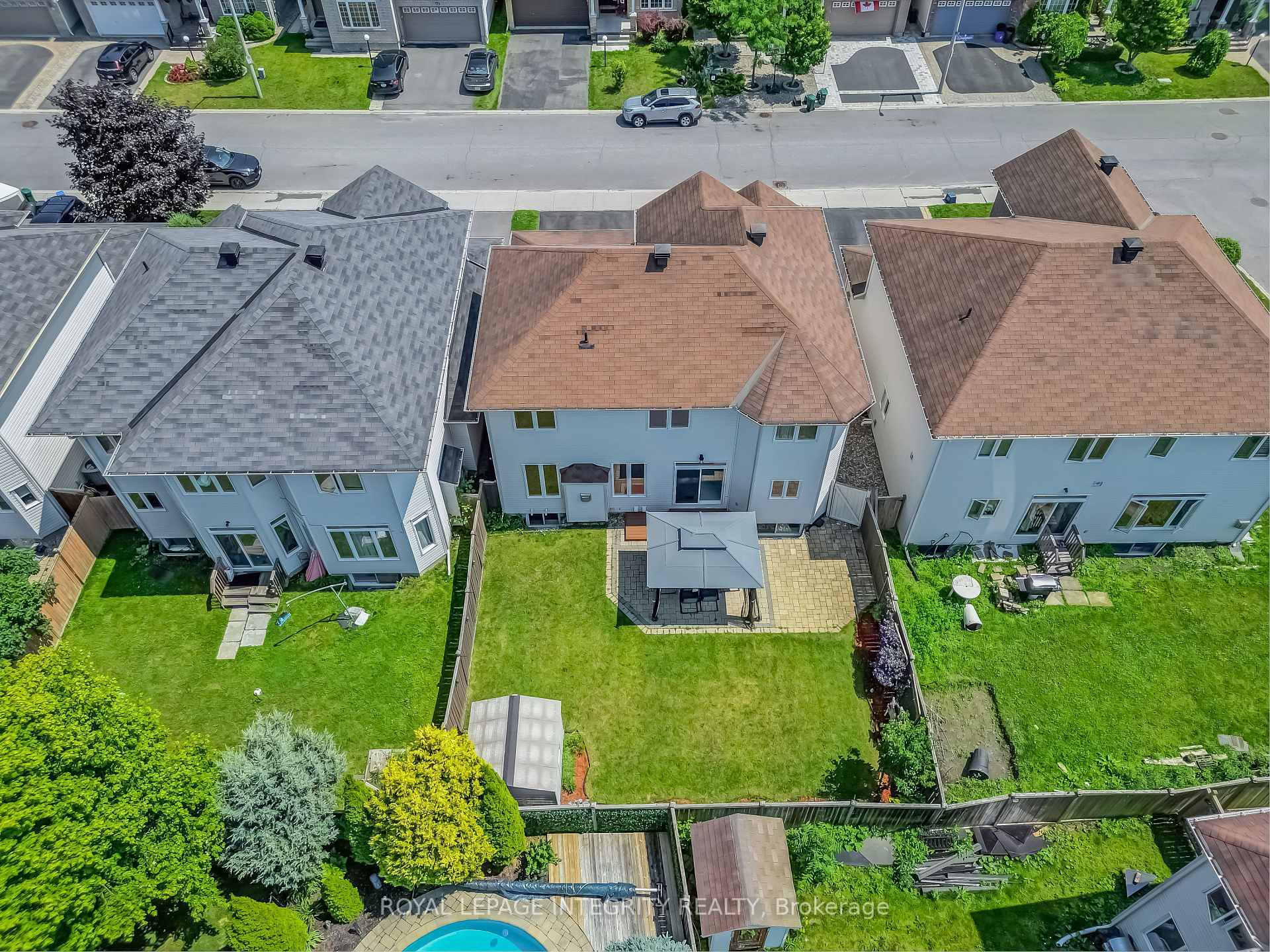 Property Photo: 173 Lamplighters Drive ON K2J 0K9