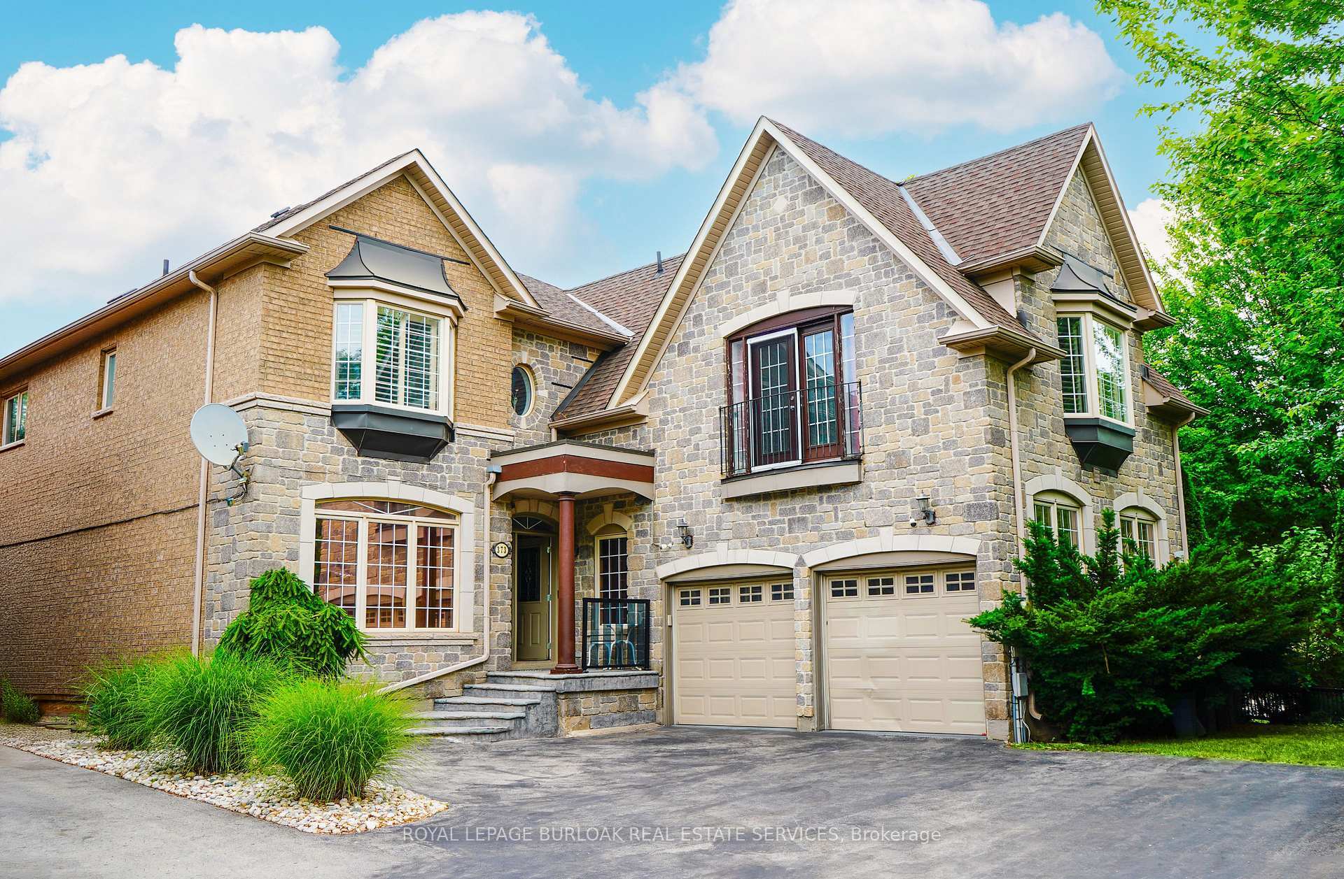 Property Photo: 373 Burloak Drive ON L6L 6W8
