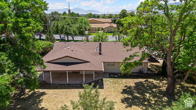 Property Photo: 1175 E 900 N UT 84043