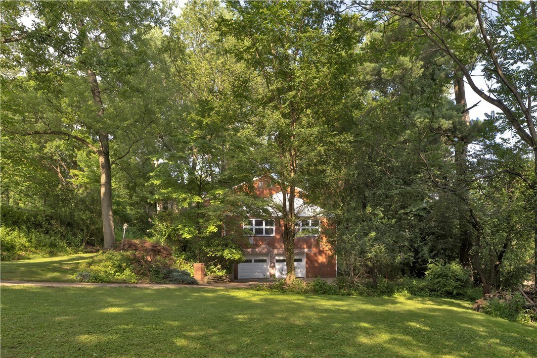 Property Photo:  624 Orchard Hill Drive  PA 15238 